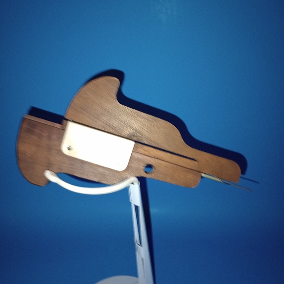 E.C. Spuehler Shuttle & Hook Rug Craft Tool Push Pull Punch Stitcher Vintage - Picture 6 of 15